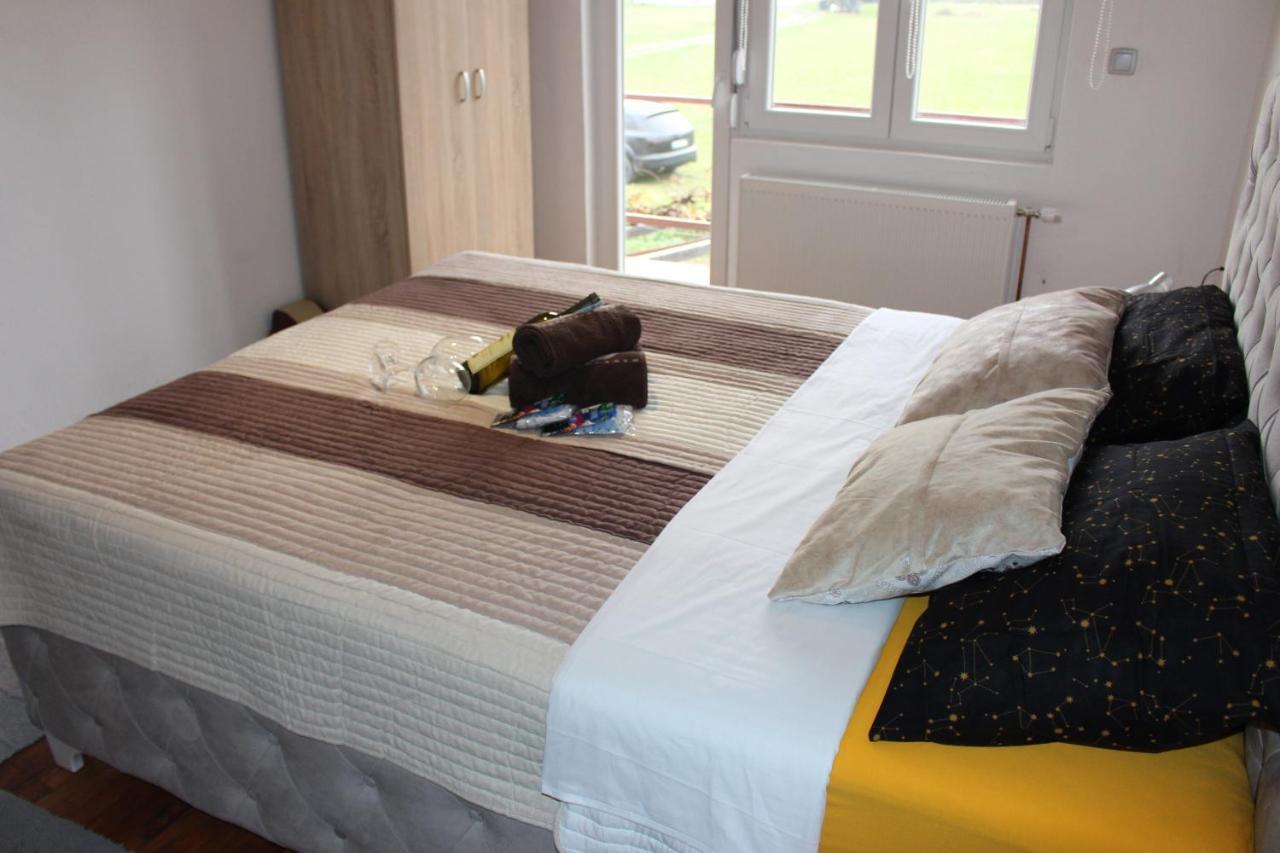 Apartmani Ramonda Teslić Eksteriør bilde