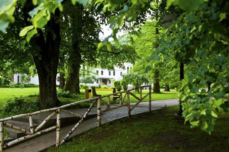 Apartmani Ramonda Teslić Eksteriør bilde